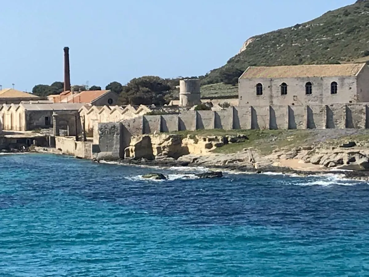 Lanterna Sul Mare Villa Favignana 0*,